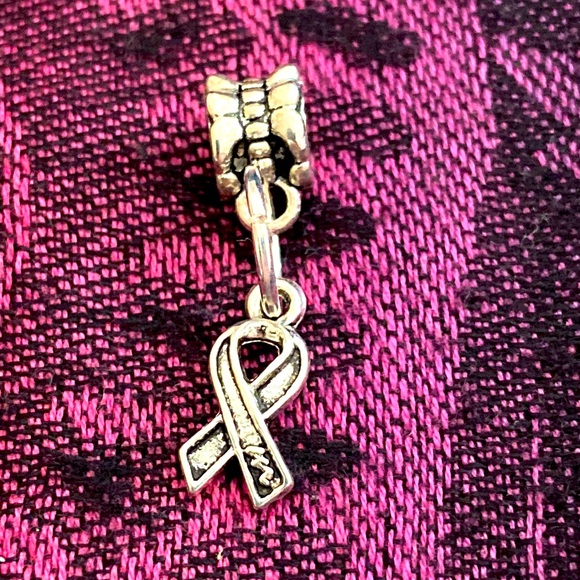 5/$10❤️❤️❤️NEW Tibetan Silver Cancer Awareness Charm - Picture 1 of 3